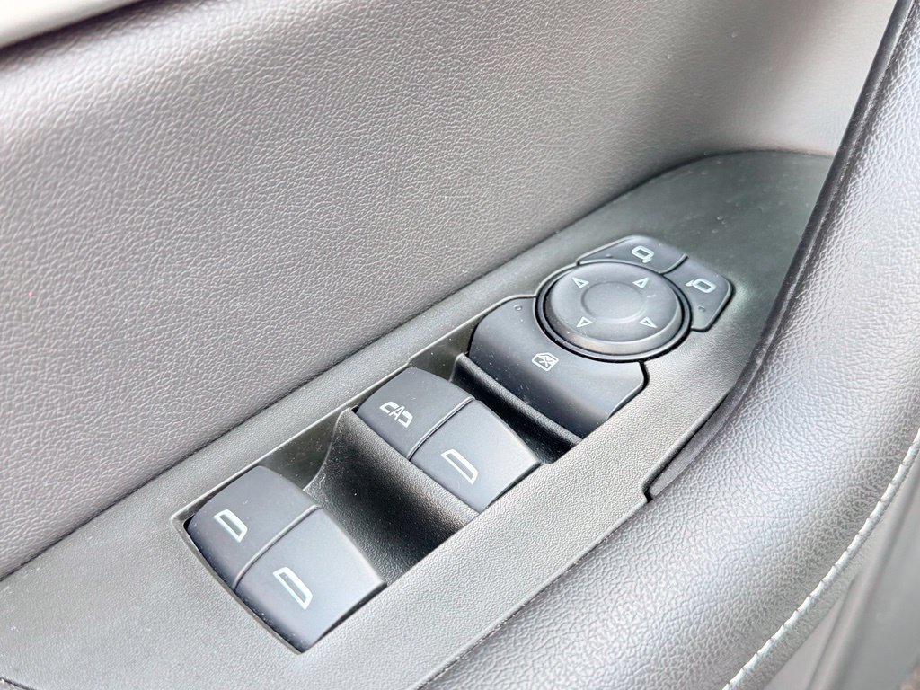 Used 2024 Chevrolet Blazer LT w/ Convenience Package FWD image 12