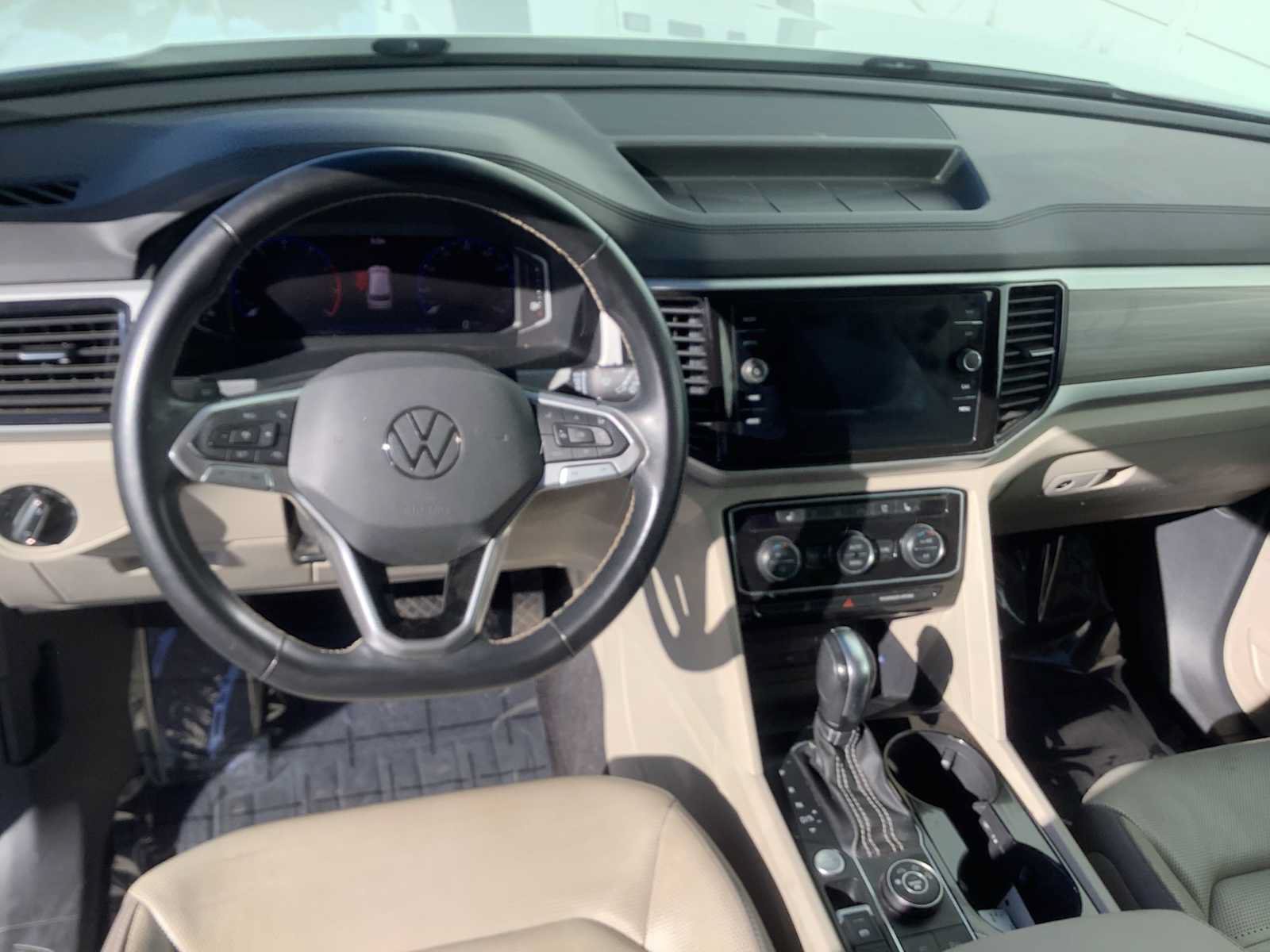 Used 2021 Volkswagen Atlas SEL Premium AWD/4WD image 10