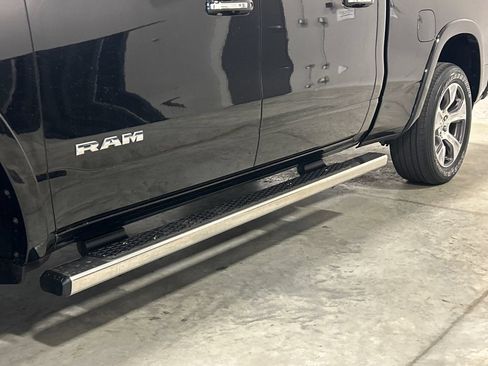 Used 2022 RAM 1500 Laramie AWD/4WD image 12