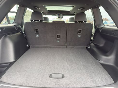 New 2025 Jeep Grand Cherokee Limited w/ Trailer Tow Package image 36