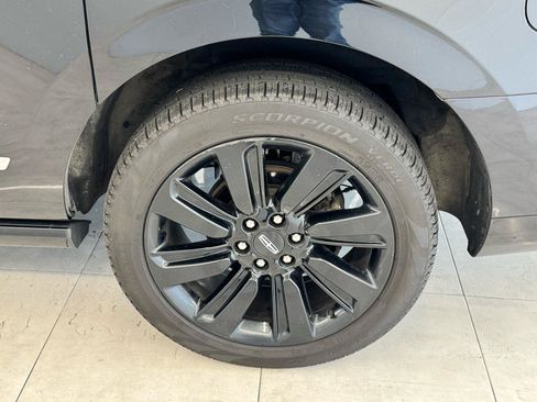 Used 2023 Lincoln Navigator L Reserve AWD/4WD image 42