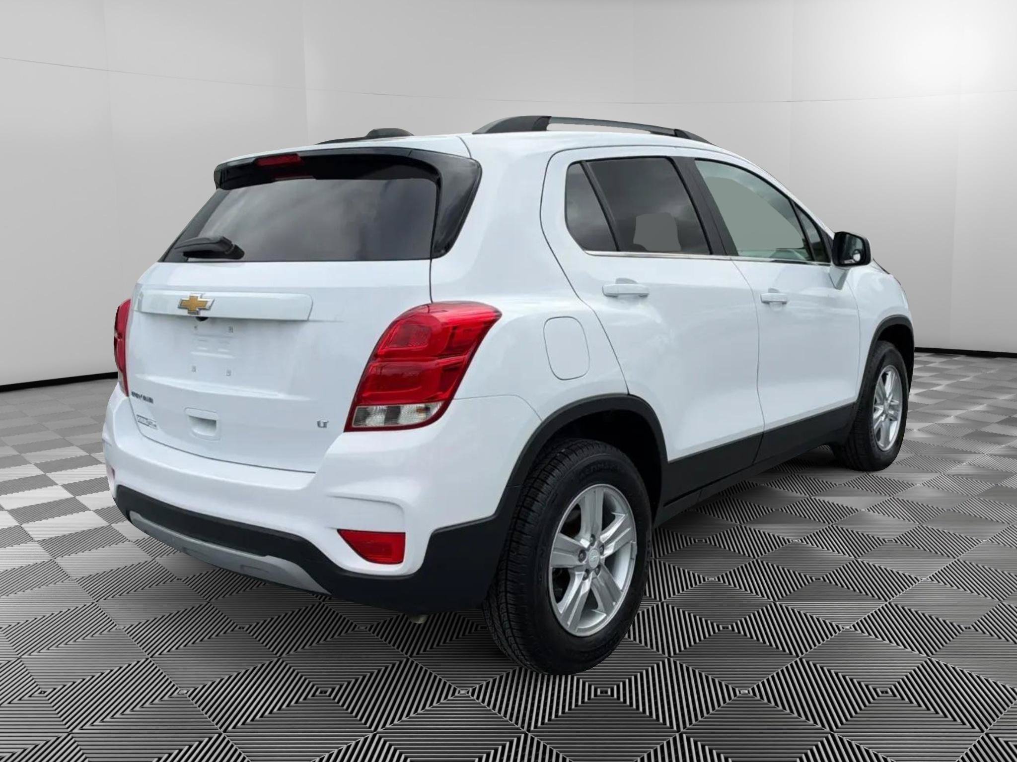 Used 2020 Chevrolet Trax LT AWD/4WD image 4