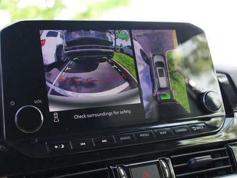 Certified 2025 Nissan Pathfinder SL AWD/4WD image 15