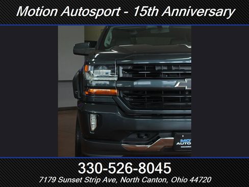 Used 2018 Chevrolet Silverado 1500 LT w/ LPO, Black Pack image 5
