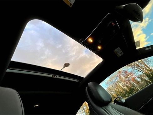 Certified 2025 Mercedes-Benz CLE 300 4MATIC Coupe image 30