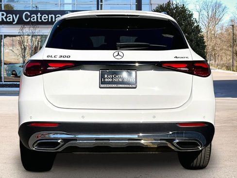 Certified 2026 Mercedes-Benz GLC 300 4MATIC image 4