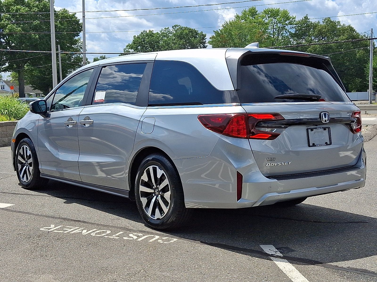 Used 2025 Honda Odyssey EX-L image 4