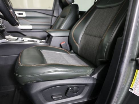 Used 2022 Ford Explorer Timberline image 11
