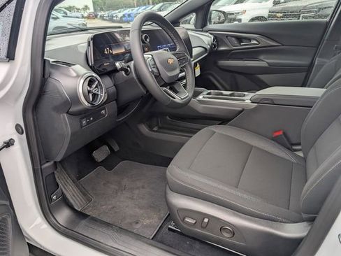 New 2026 Chevrolet Equinox EV LT w/ Comfort Package AWD/4WD image 6