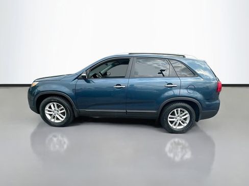 Used 2014 Kia Sorento LX w/ LX V6 Convenience Package FWD image 9
