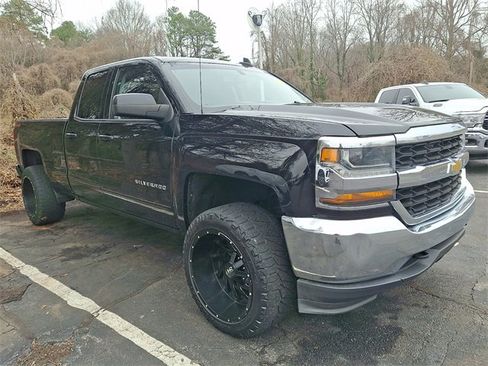 Used 2018 Chevrolet Silverado 1500 LT image 3