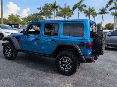 Used 2025 Jeep Wrangler Unlimited Rubicon w/ Safety Group AWD/4WD image 5