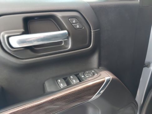 Used 2021 Chevrolet Silverado 1500 LT Trail Boss w/ Bed Protection Package AWD/4WD image 25