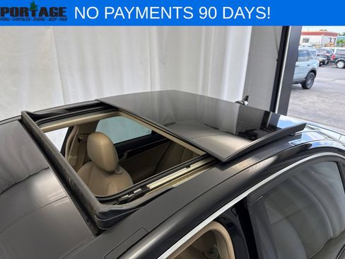 Used 2011 Mercedes-Benz C 300 4MATIC Sedan image 24