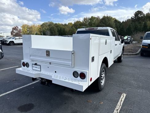 New 2024 GMC Sierra 2500 Pro w/ Convenience Package image 13