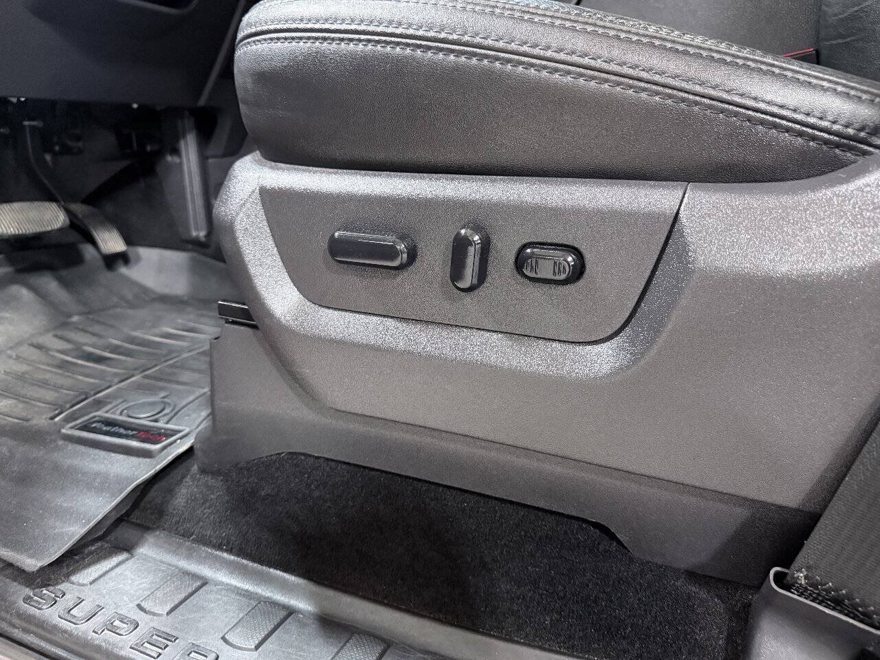 Used 2015 Ford F350 Platinum AWD/4WD image 41