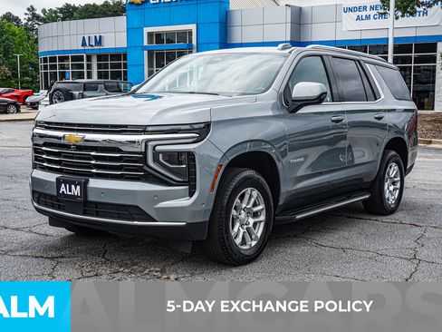 Used 2025 Chevrolet Tahoe LT AWD/4WD image 4