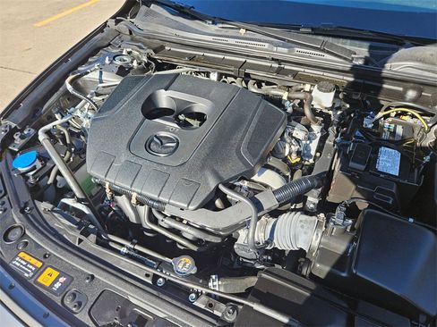 Used 2025 MAZDA MAZDA3 s image 23