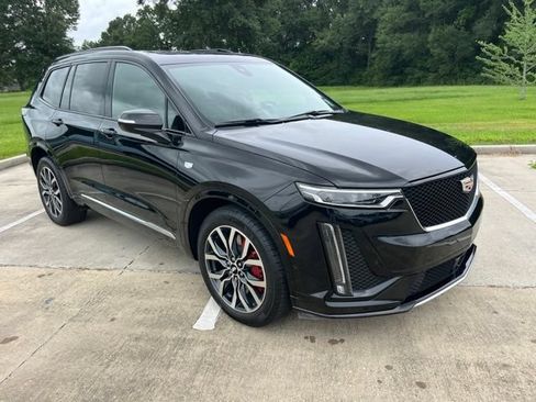 Used 2023 Cadillac XT6 Sport w/ Platinum Package AWD/4WD image 10