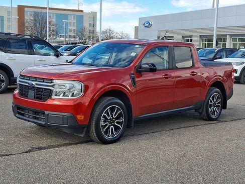 Certified 2024 Ford Maverick Lariat image 5