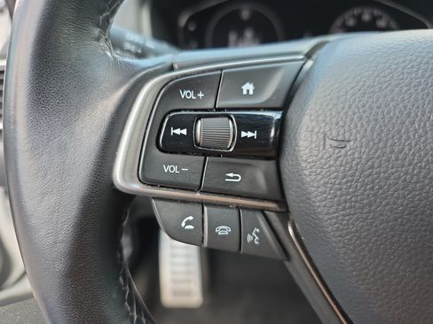 Used 2022 Honda Accord Sport image 16