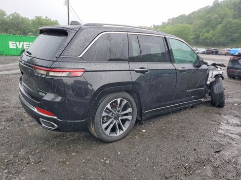 Used 2023 Jeep Grand Cherokee Overland AWD/4WD image 4
