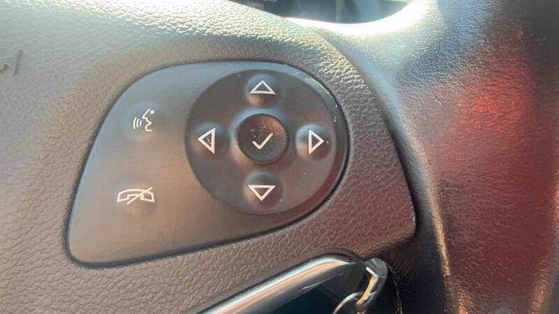 Used 2014 Chevrolet Impala LT w/ Convenience Package FWD image 17