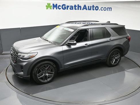 Used 2025 Ford Explorer ST w/ Sun And Sound Package AWD/4WD image 27