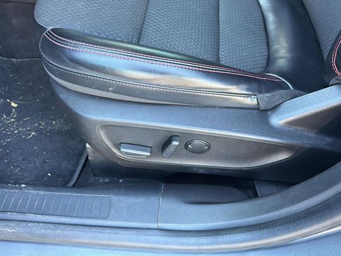 Used 2023 Ford Escape ST-Line image 27