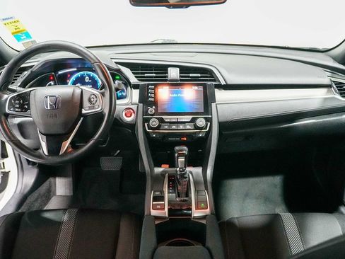 Used 2019 Honda Civic EX image 16