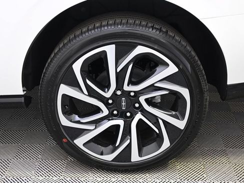New 2026 Lincoln Navigator Black Label AWD/4WD image 20