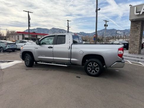 Used 2015 Toyota Tundra SR image 10