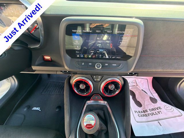 Used 2021 Chevrolet Camaro ZL1 RWD image 33