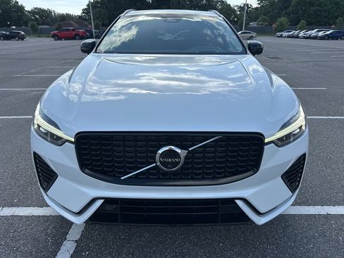 Used 2023 Volvo XC60 B5 Ultimate w/ Protection Package Premier FWD image 18