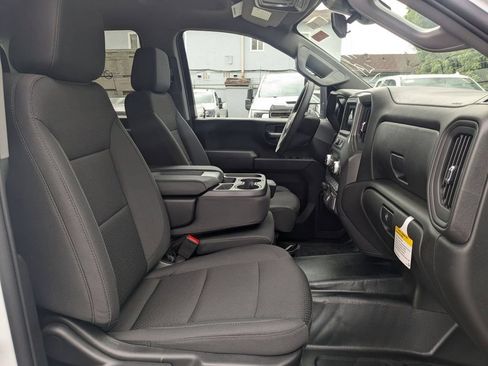 New 2026 GMC Sierra 2500 Pro w/ Convenience Package RWD image 19