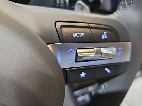 New 2026 Hyundai Kona SEL Premium image 17