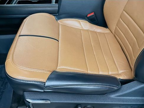 Used 2023 Ford F350 Platinum w/ Tremor Off-Road Package image 20