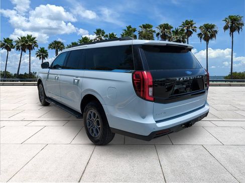 Used 2025 Ford Expedition Max Active RWD image 5