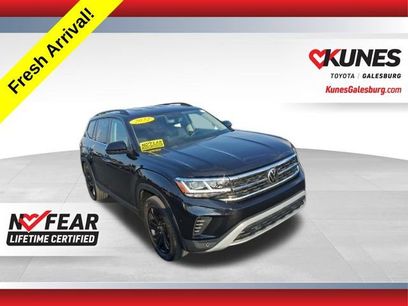 Used 2022 Volkswagen Atlas SE w/ Black Wheel Package