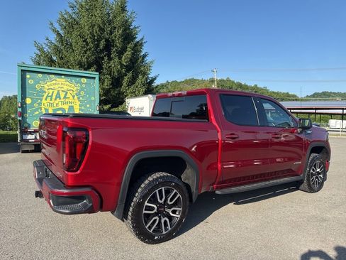 Used 2024 GMC Sierra 1500 AT4 w/ Technology Package AWD/4WD image 19