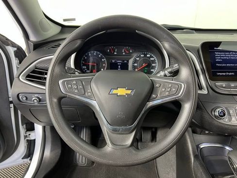Used 2024 Chevrolet Malibu LT FWD image 31
