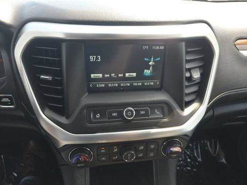 Used 2018 GMC Acadia SLE AWD/4WD image 20