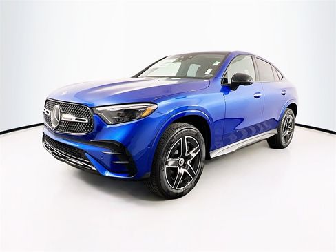 New 2025 Mercedes-Benz GLC 300 4MATIC image 3