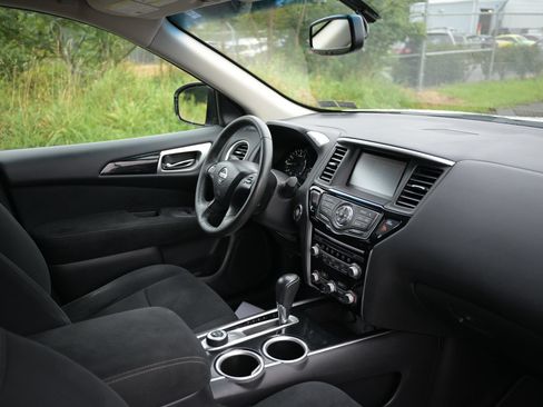 Used 2015 Nissan Pathfinder SV FWD image 56