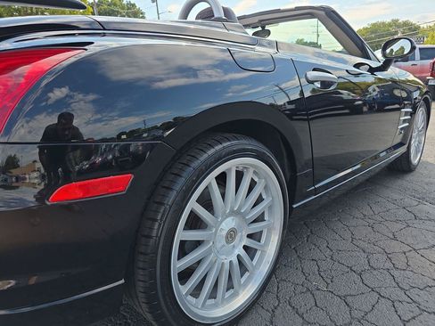 Used 2005 Chrysler Crossfire SRT-6 RWD image 37