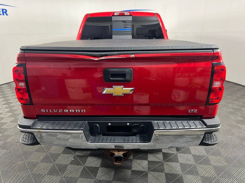 Used 2015 Chevrolet Silverado 2500 LTZ AWD/4WD image 5