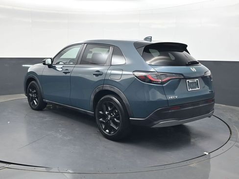 Used 2023 Honda HR-V Sport image 6