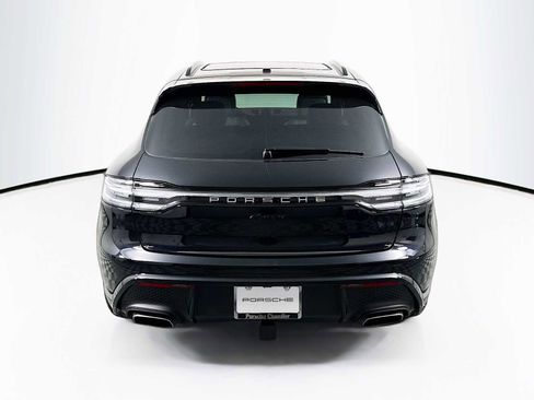 New 2025 Porsche Macan image 10