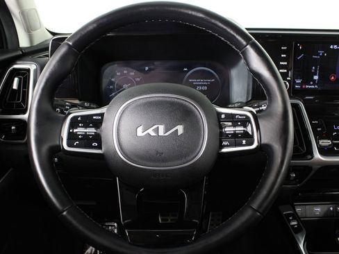 Used 2022 Kia Sorento SX Prestige w/ Rust Color Package image 8