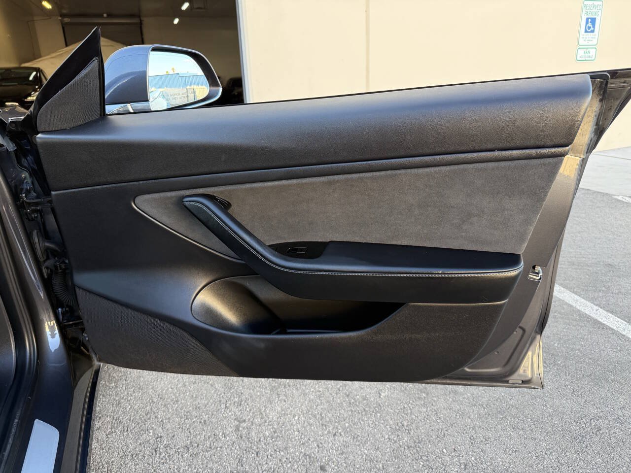 Used 2019 Tesla Model 3 Long Range AWD/4WD image 27
